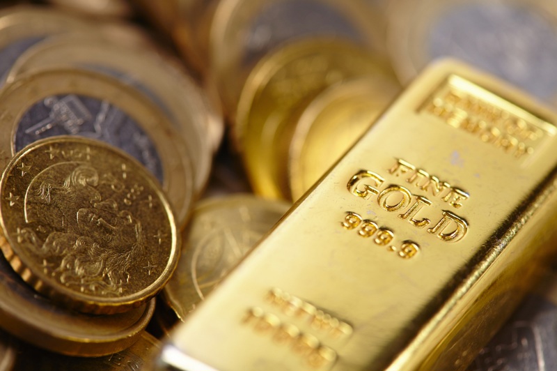 Harga Emas Dunia Melorot Imbas Data Ekonomi AS Makin Membaik